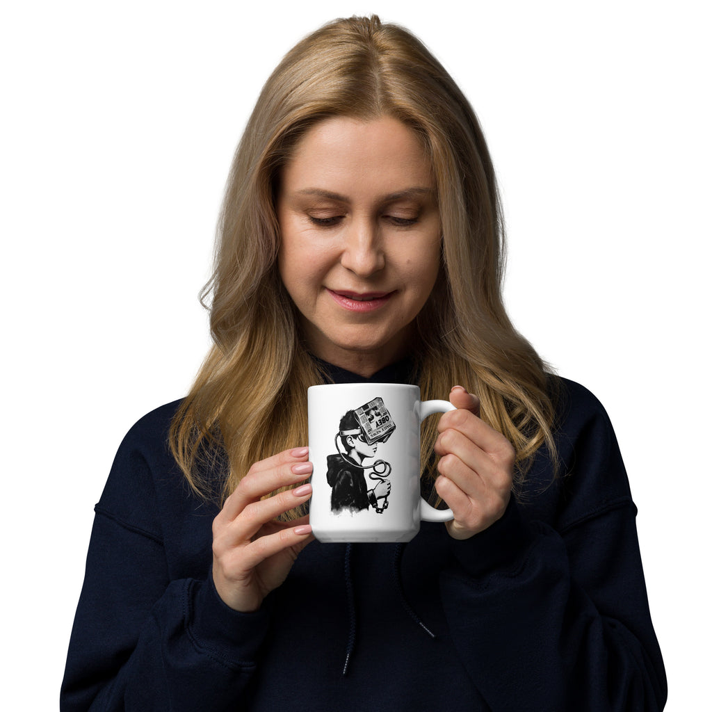 OBEY - The Media Illusion - Mug